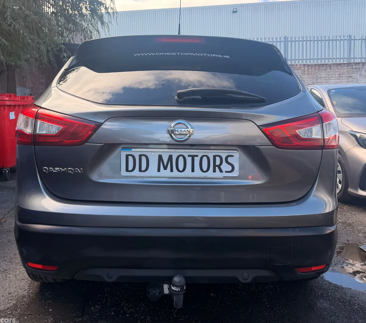 Nissan Qashqai SUV, Diesel, 2017, Grey