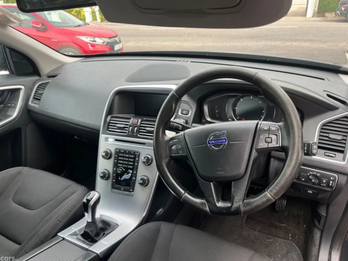 Volvo XC60 SUV, Diesel, 2017, Grey