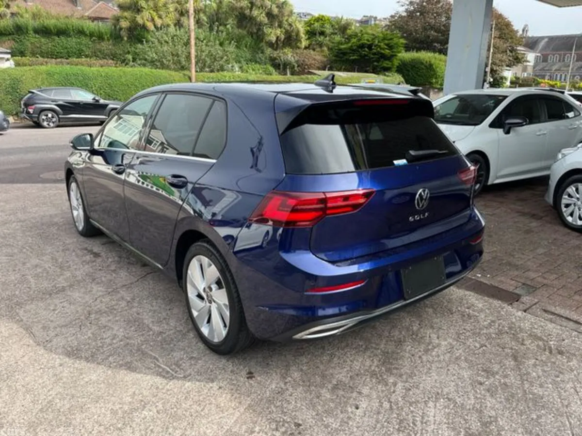 Volkswagen Golf Hatchback, Diesel, 2023, Blue