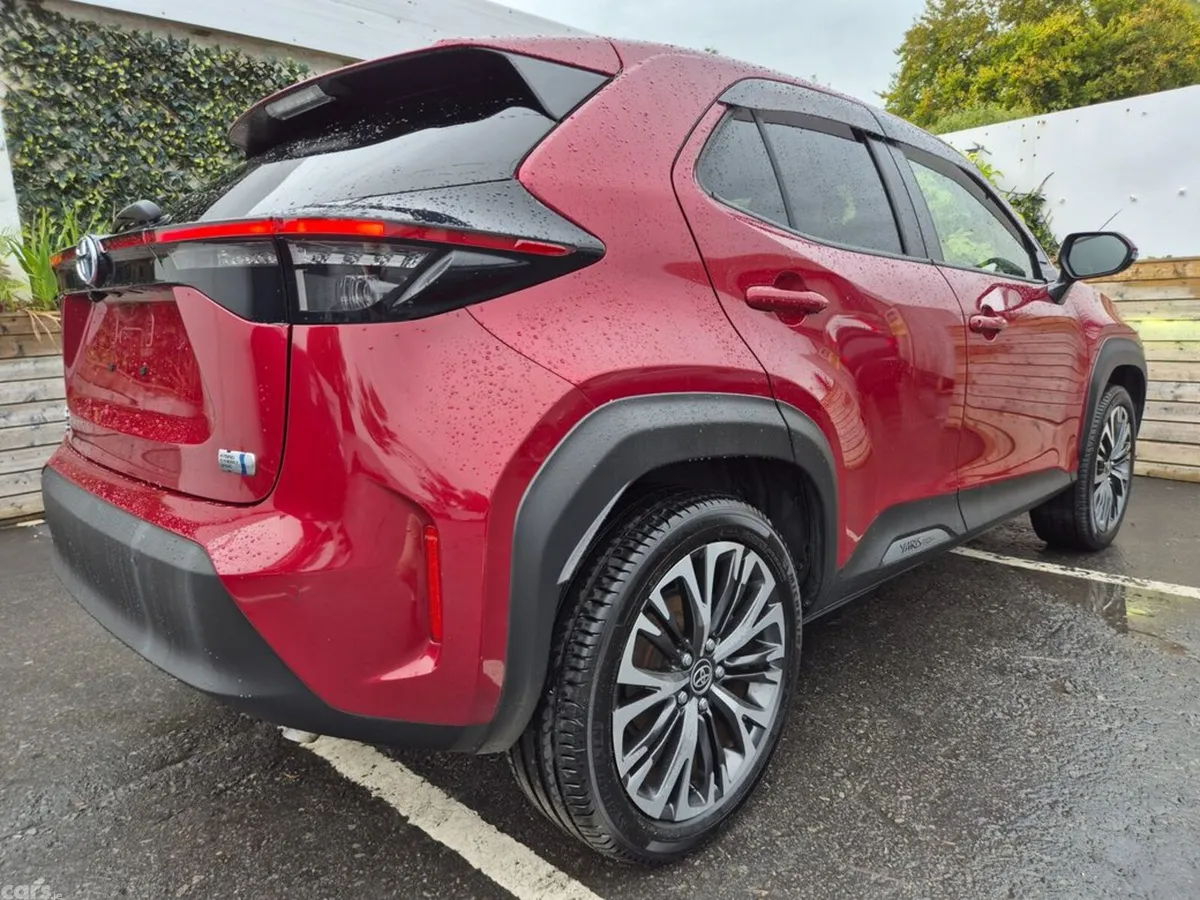 Toyota Yaris Cross SUV, Petrol Hybrid, 2022, Red