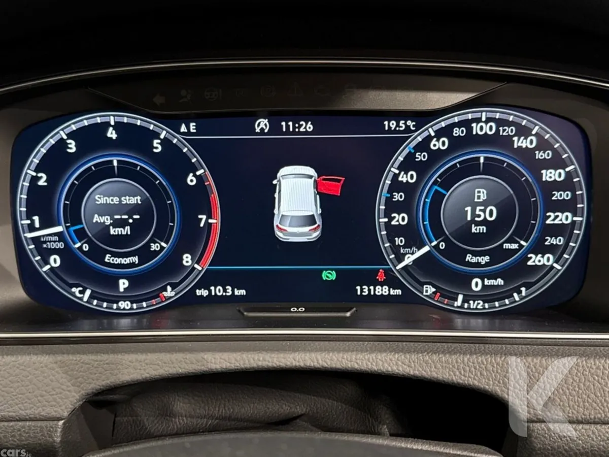 Volkswagen Golf Hatchback, Petrol, 2019, White