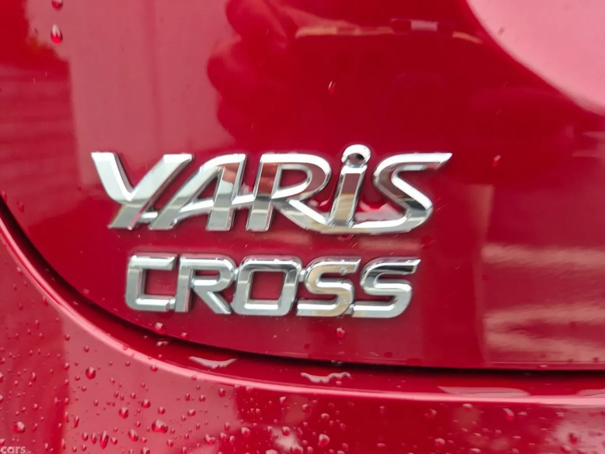 Toyota Yaris Cross SUV, Petrol Hybrid, 2022, Red