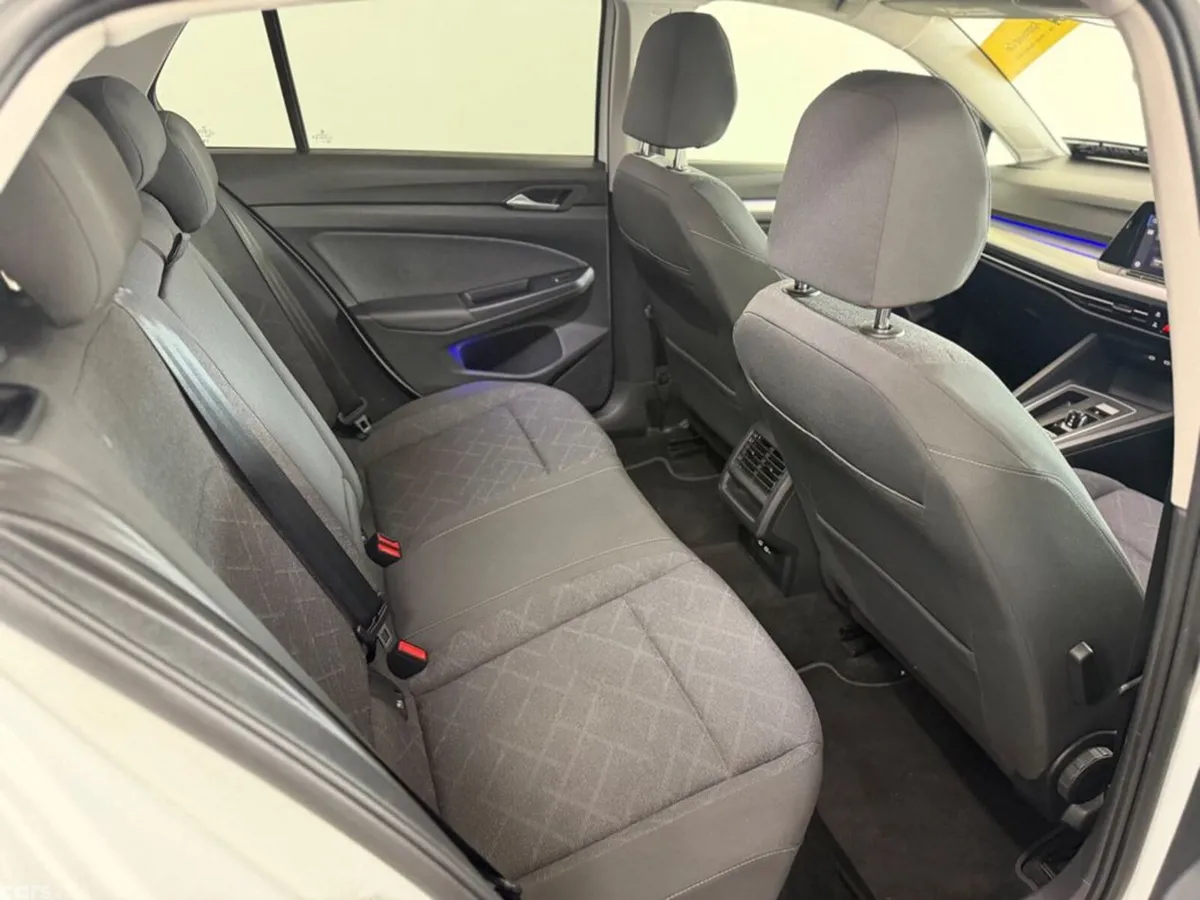 Volkswagen Golf Estate, Petrol, 2023, White