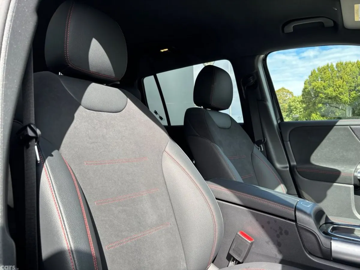 Mercedes-Benz EQB Estate, Electric, 2025, Black