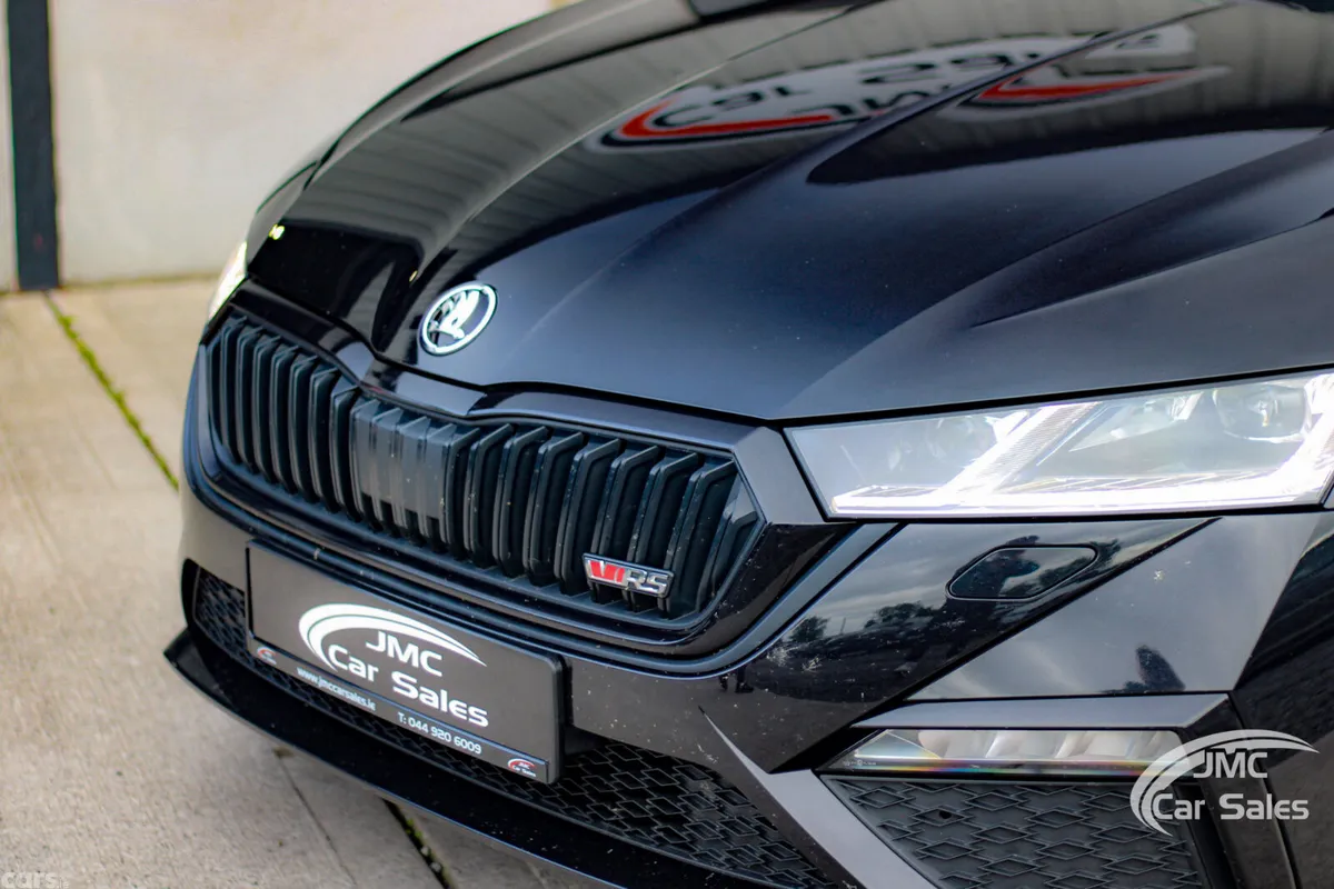 Skoda Octavia Saloon, Diesel, 2022, Black