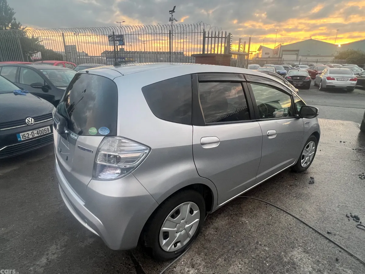 Honda Fit Hatchback, Petrol Hybrid, 2013, Silver