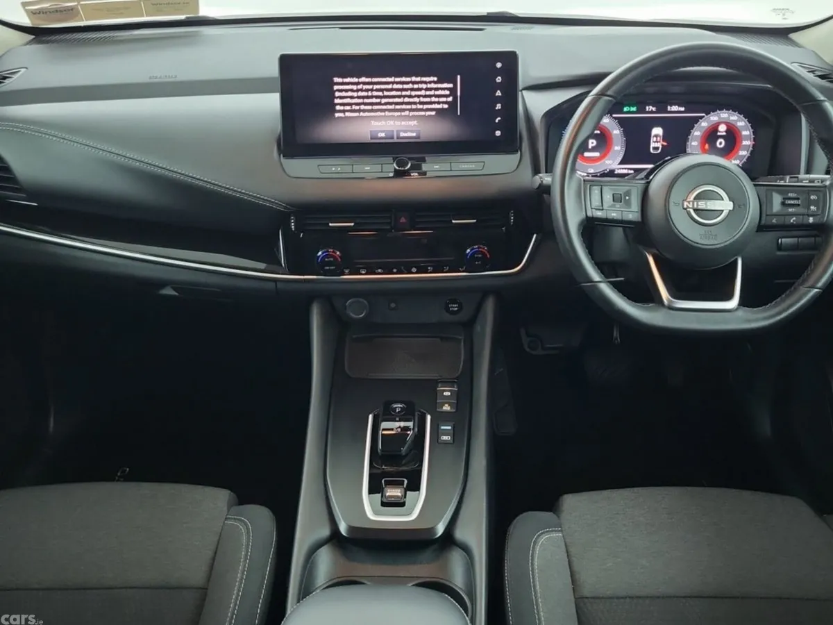 Nissan Qashqai MPV, Petrol, 2024, White
