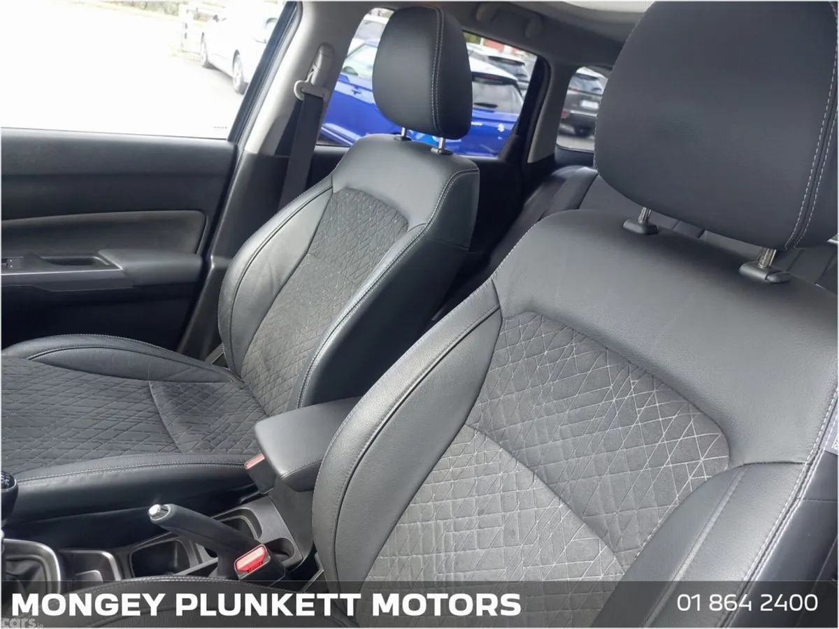 Suzuki Vitara SUV, Petrol, 2023, Black