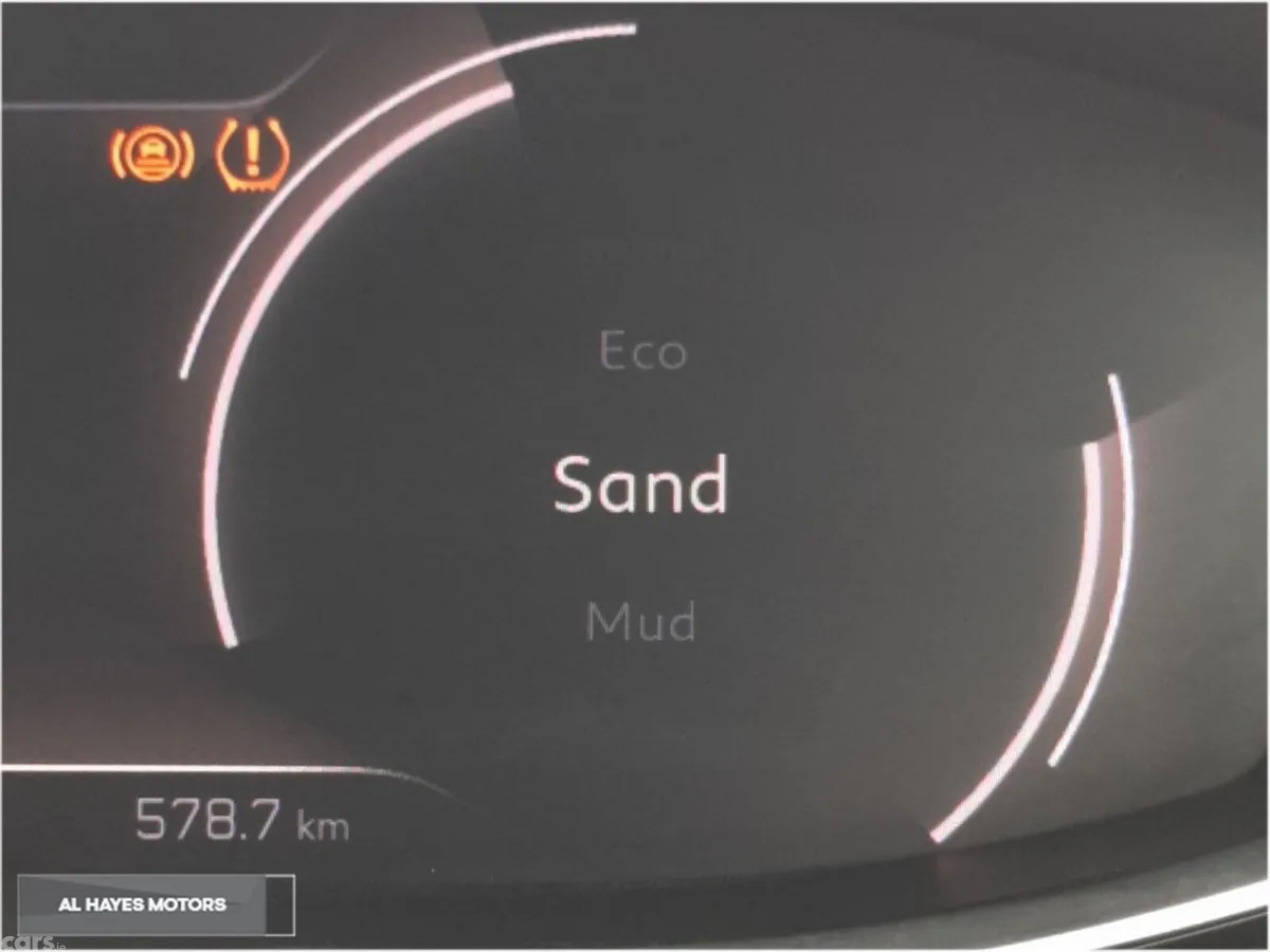 Peugeot 5008 MPV, Diesel, 2024, White