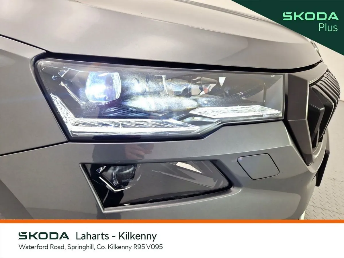 Skoda Karoq SUV, Diesel, 2023, Grey