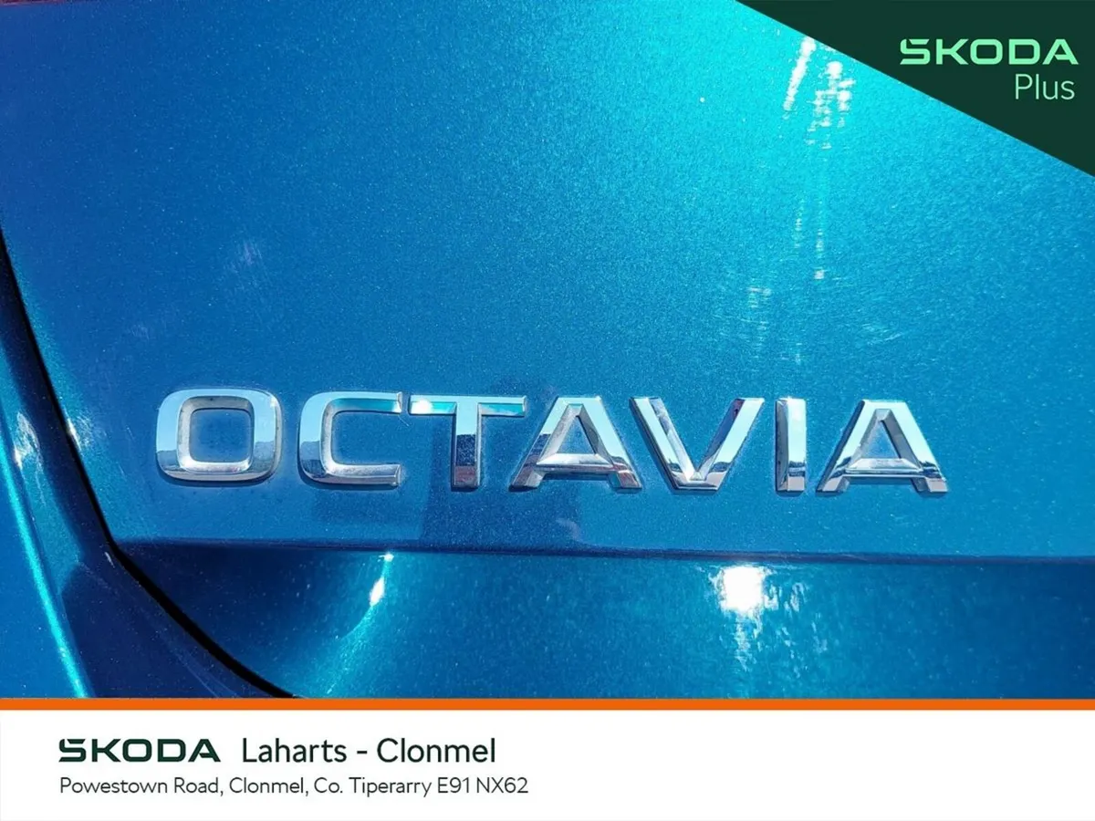 Skoda Octavia Saloon, Petrol, 2024, Blue