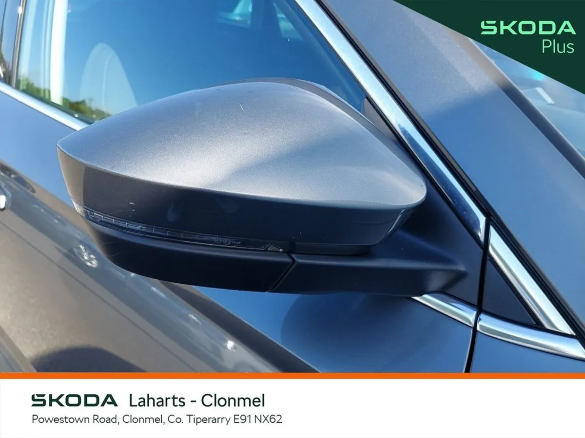 Skoda Karoq SUV, Diesel, 2023, Grey