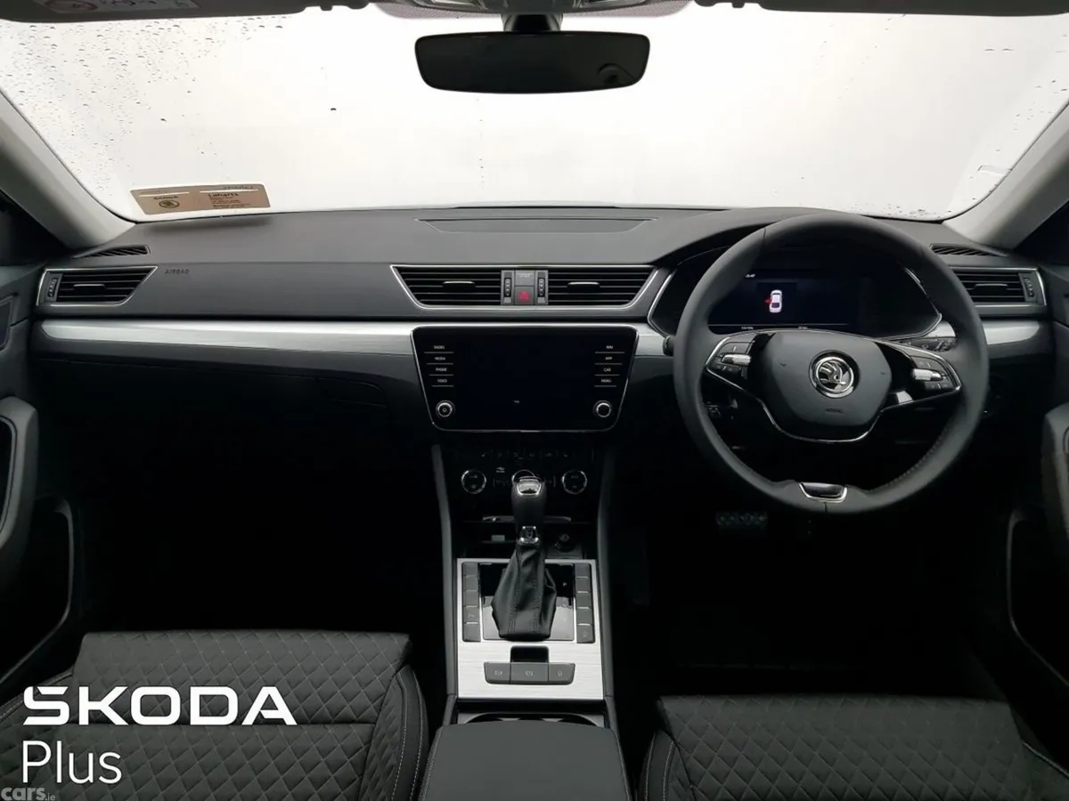 Skoda Superb Saloon, Diesel, 2024, Silver