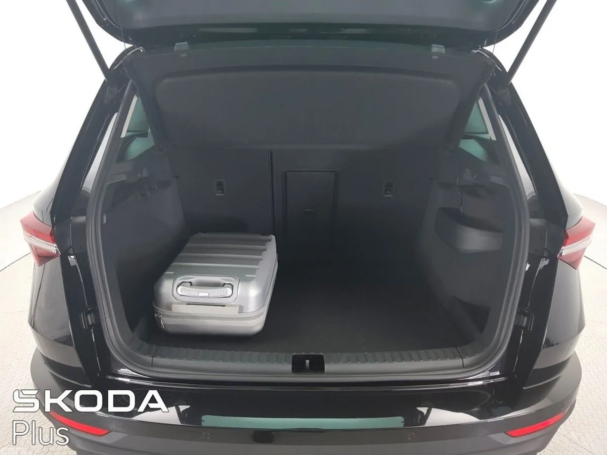 Skoda Karoq SUV, Diesel, 2023, Black