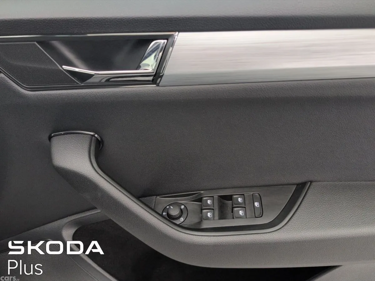 Skoda Superb Saloon, Diesel, 2024, Silver