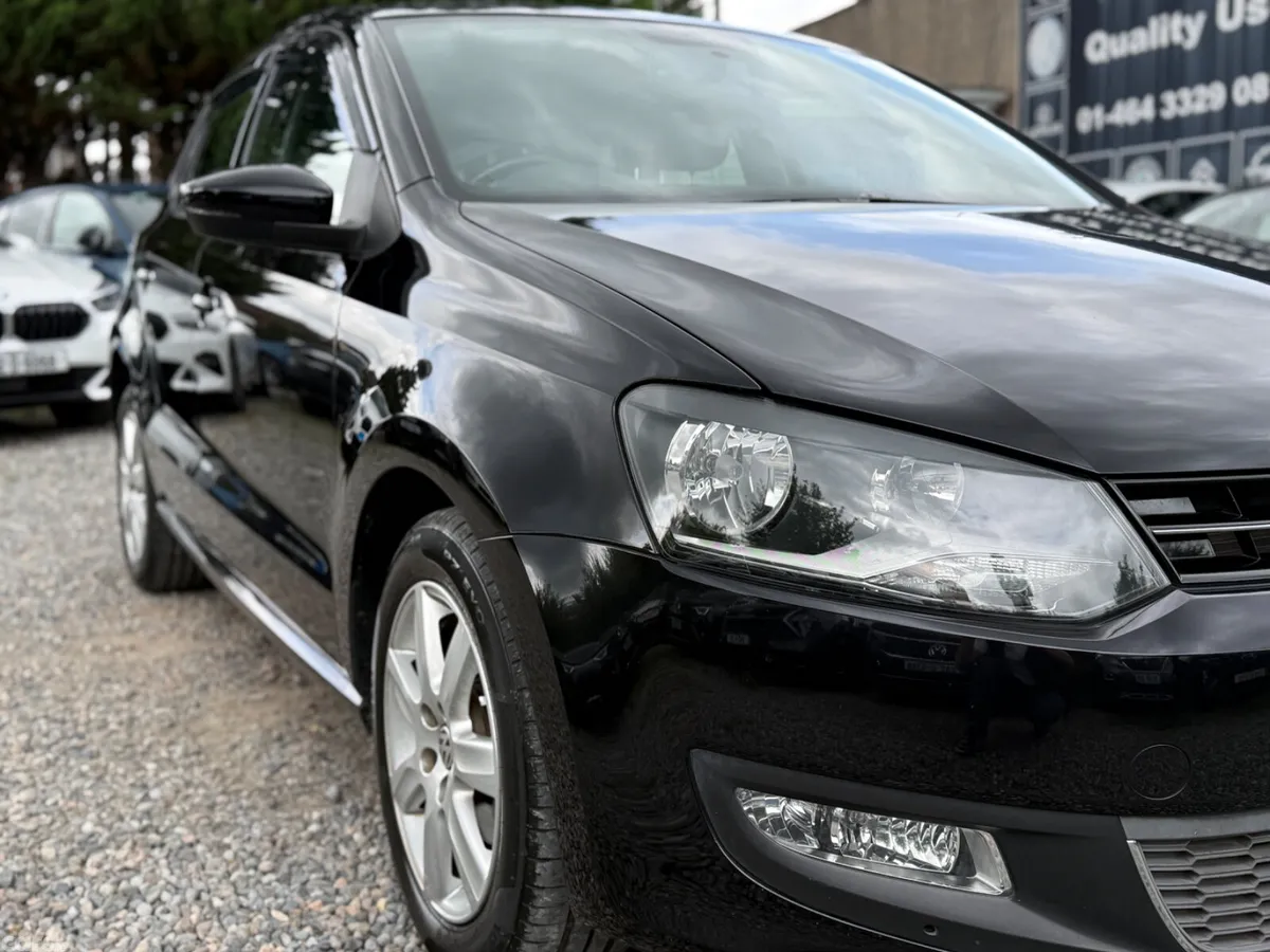 Volkswagen Polo Hatchback, Petrol, 2013, Black