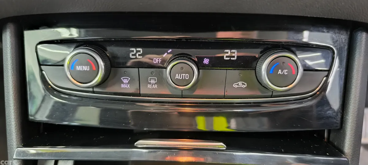 Opel Grandland X Hatchback, Diesel, 2019, White