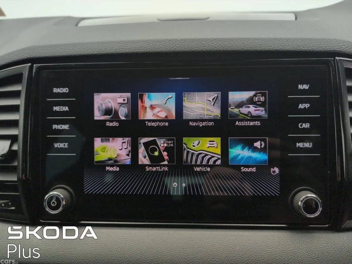 Skoda Karoq SUV, Diesel, 2024, Grey