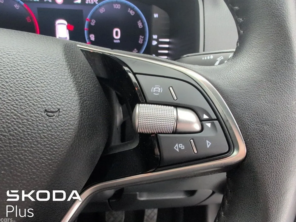 Skoda Karoq SUV, Diesel, 2024, Grey