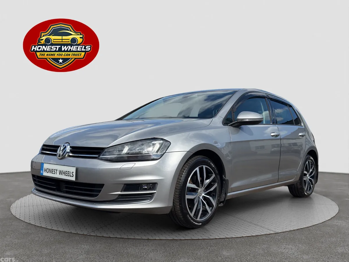 Volkswagen Golf Hatchback, Petrol, 2017, Silver