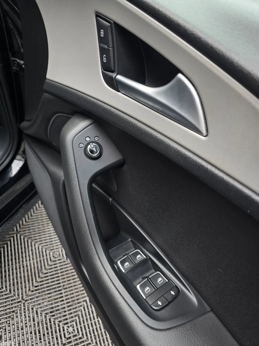 Audi A6 Saloon, Diesel, 2015, Black