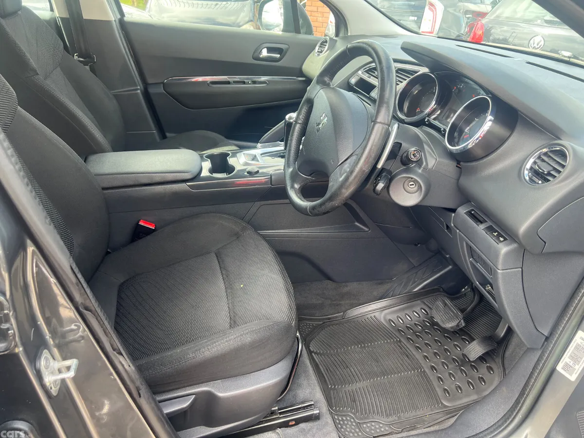 Peugeot 3008 MPV, Diesel, 2010, Grey