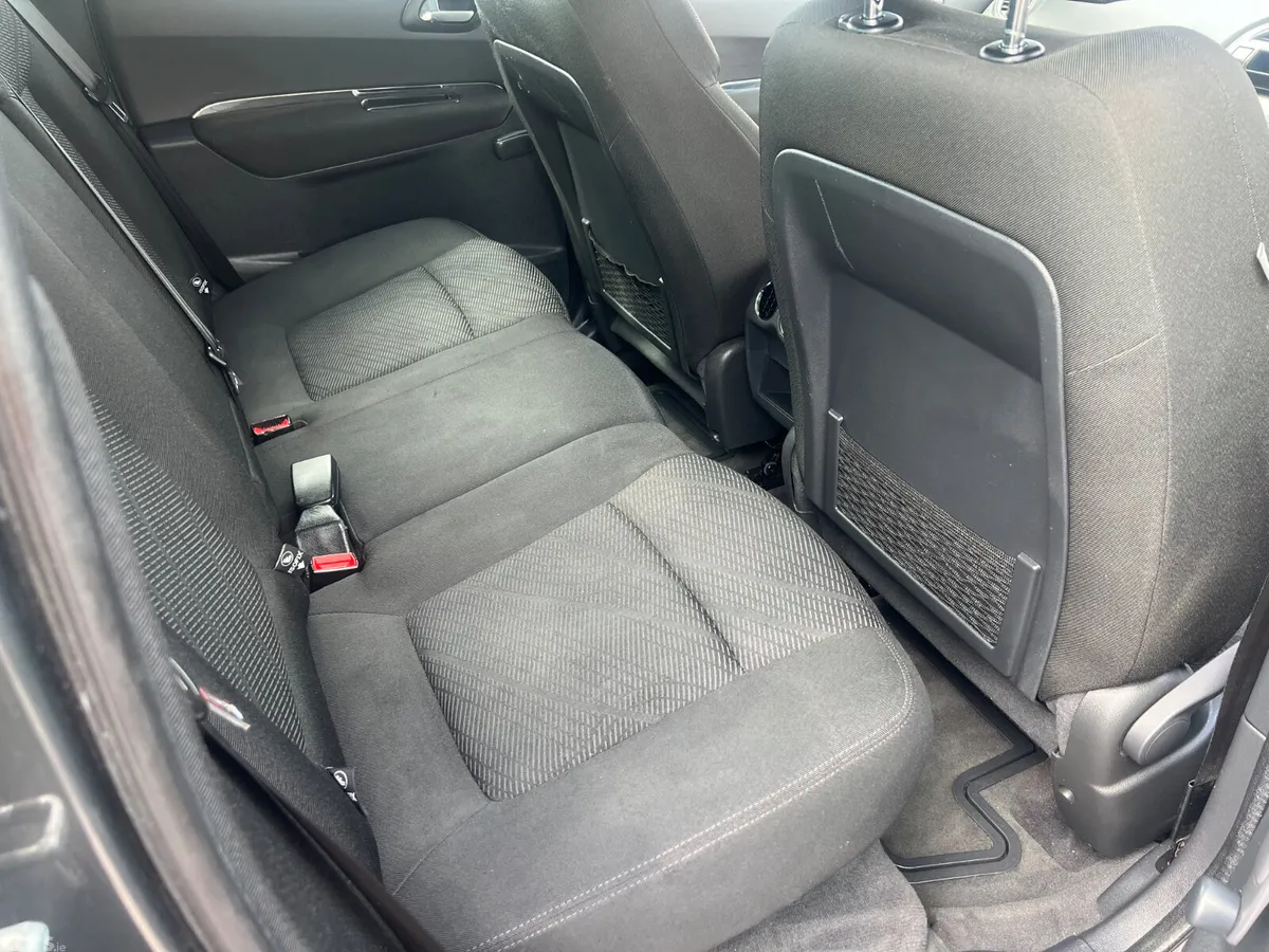 Peugeot 3008 MPV, Diesel, 2010, Grey