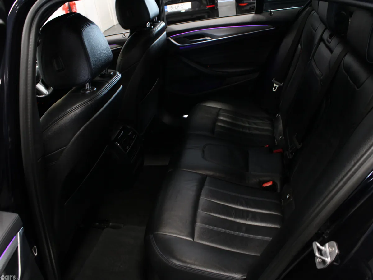 BMW 5-Series Saloon, Petrol Plug-in Hybrid, 2019, Black