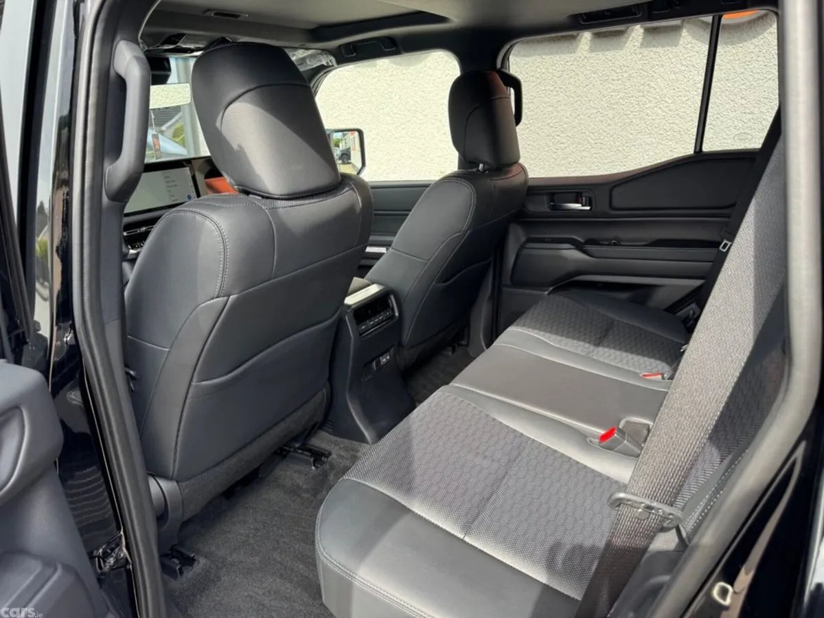 Toyota Land Cruiser Estate, 2026, 