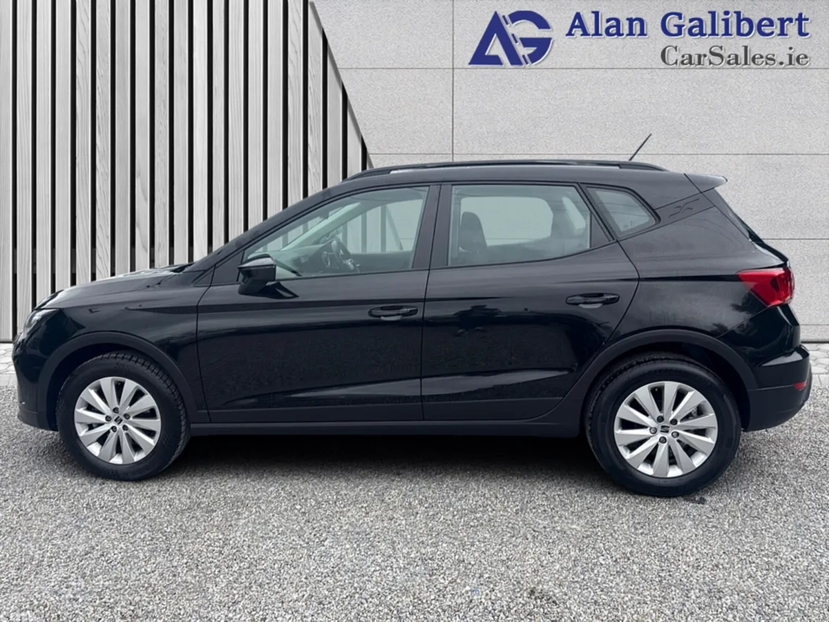 SEAT Arona Hatchback, Petrol, 2024, Black