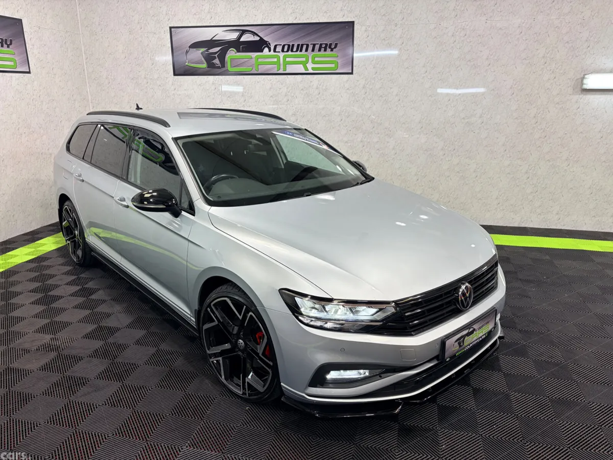 Volkswagen Passat Estate, Diesel, 2022, Silver