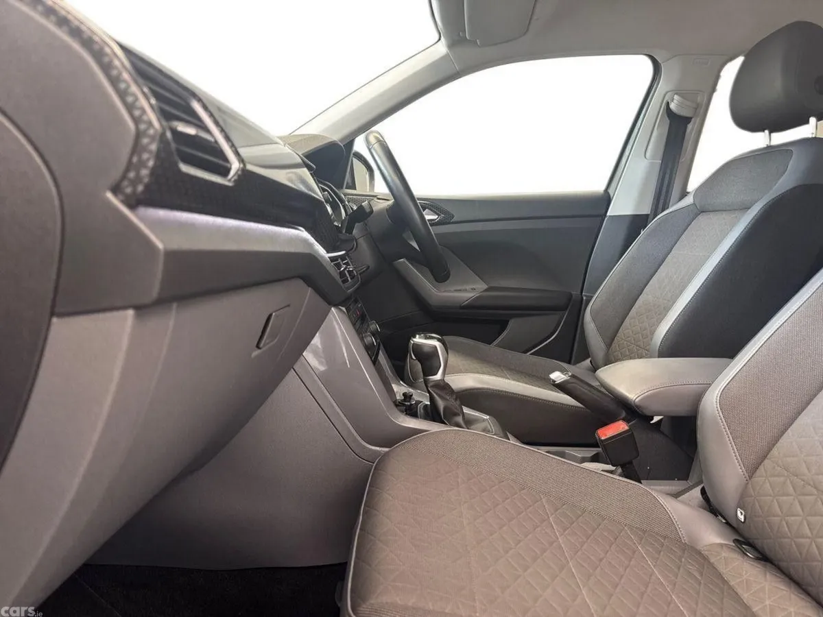 Volkswagen T-Cross Hatchback, Diesel, 2020, Grey
