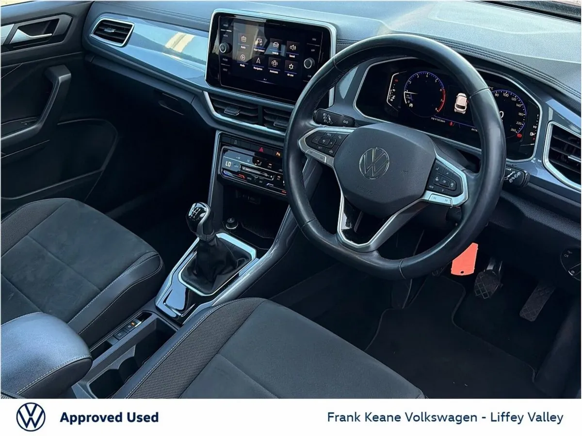 Volkswagen T-Roc SUV, Petrol, 2023, Red