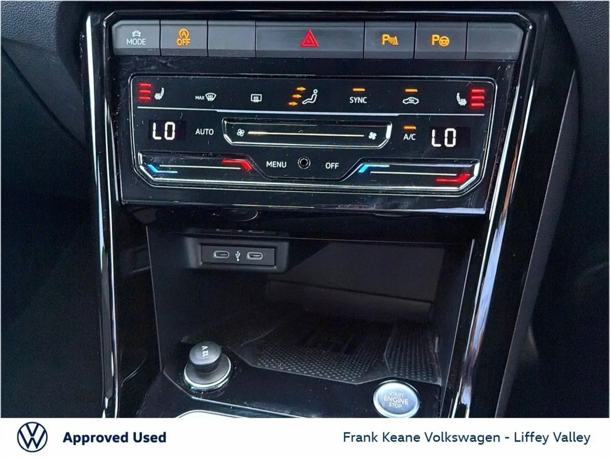 Volkswagen T-Roc SUV, Petrol, 2025, Black