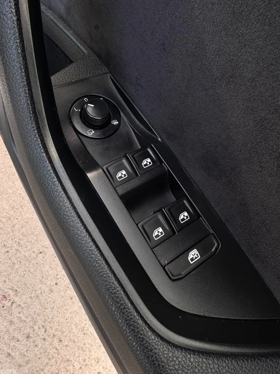 Skoda Superb Saloon, Diesel, 2018, White