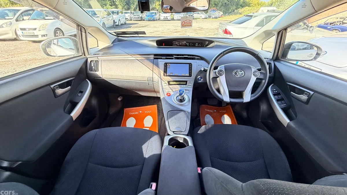Toyota Prius Hatchback, Petrol Hybrid, 2014, White