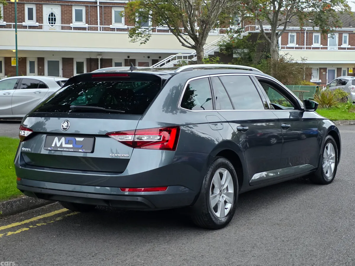 Skoda Superb Estate, Diesel, 2018, Grey