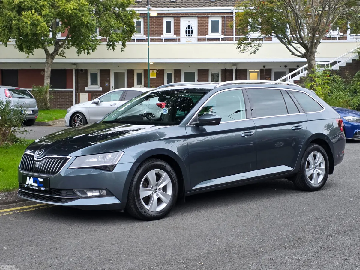 Skoda Superb Estate, Diesel, 2018, Grey