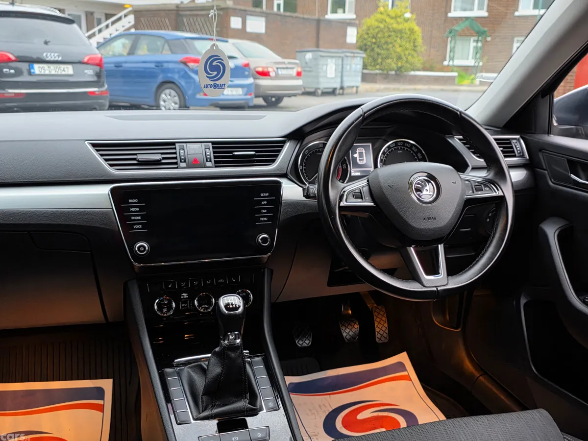 Skoda Superb Estate, Diesel, 2018, Grey