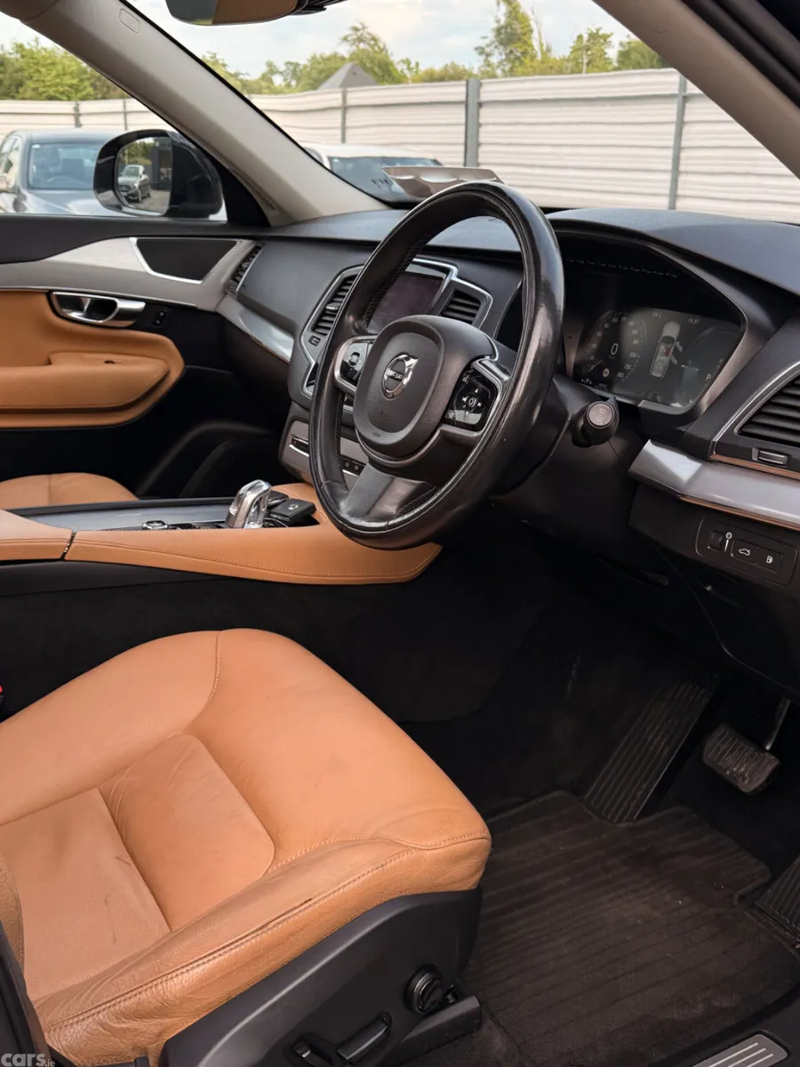 Volvo XC90 SUV, Petrol Plug-in Hybrid, 2016, Black