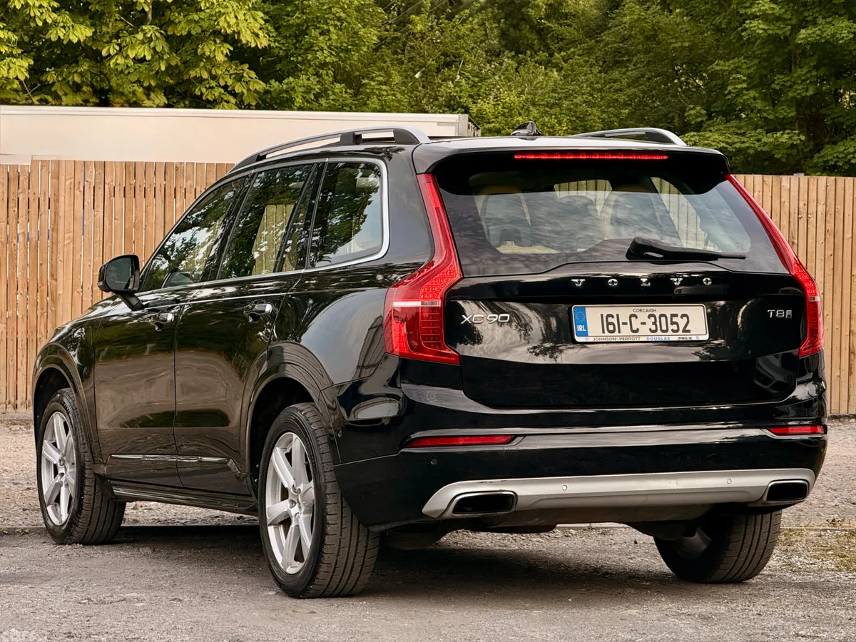 Volvo XC90 SUV, Petrol Plug-in Hybrid, 2016, Black