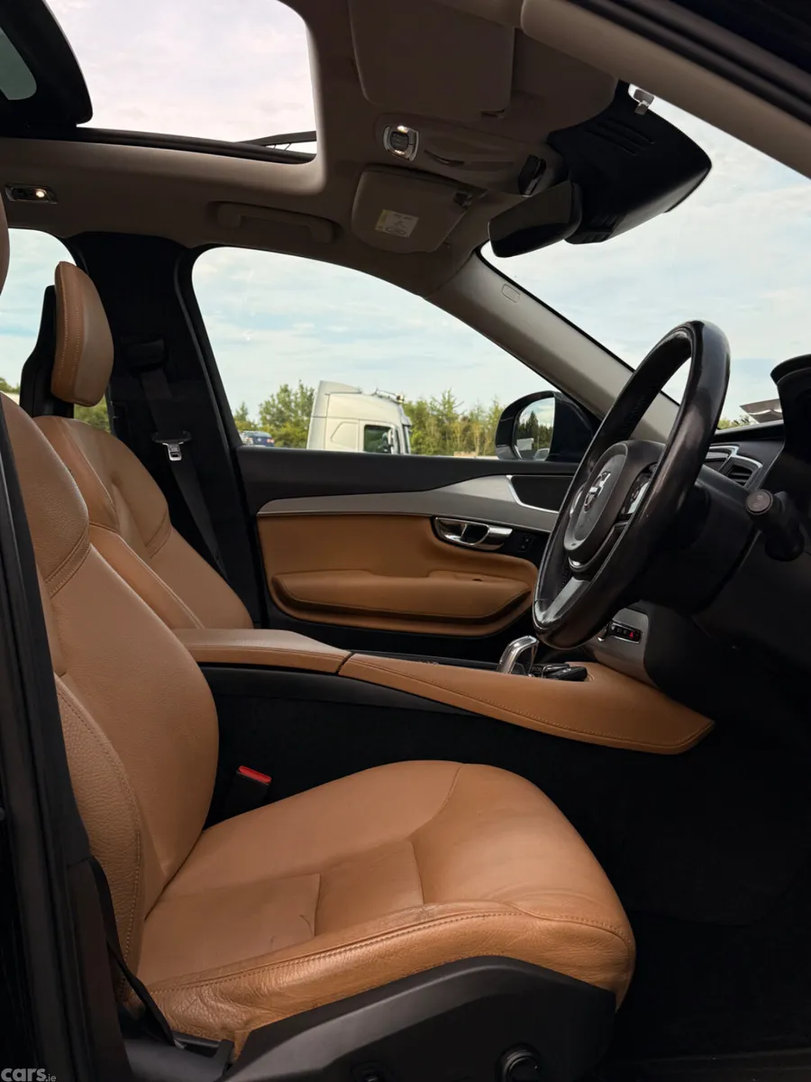 Volvo XC90 SUV, Petrol Plug-in Hybrid, 2016, Black