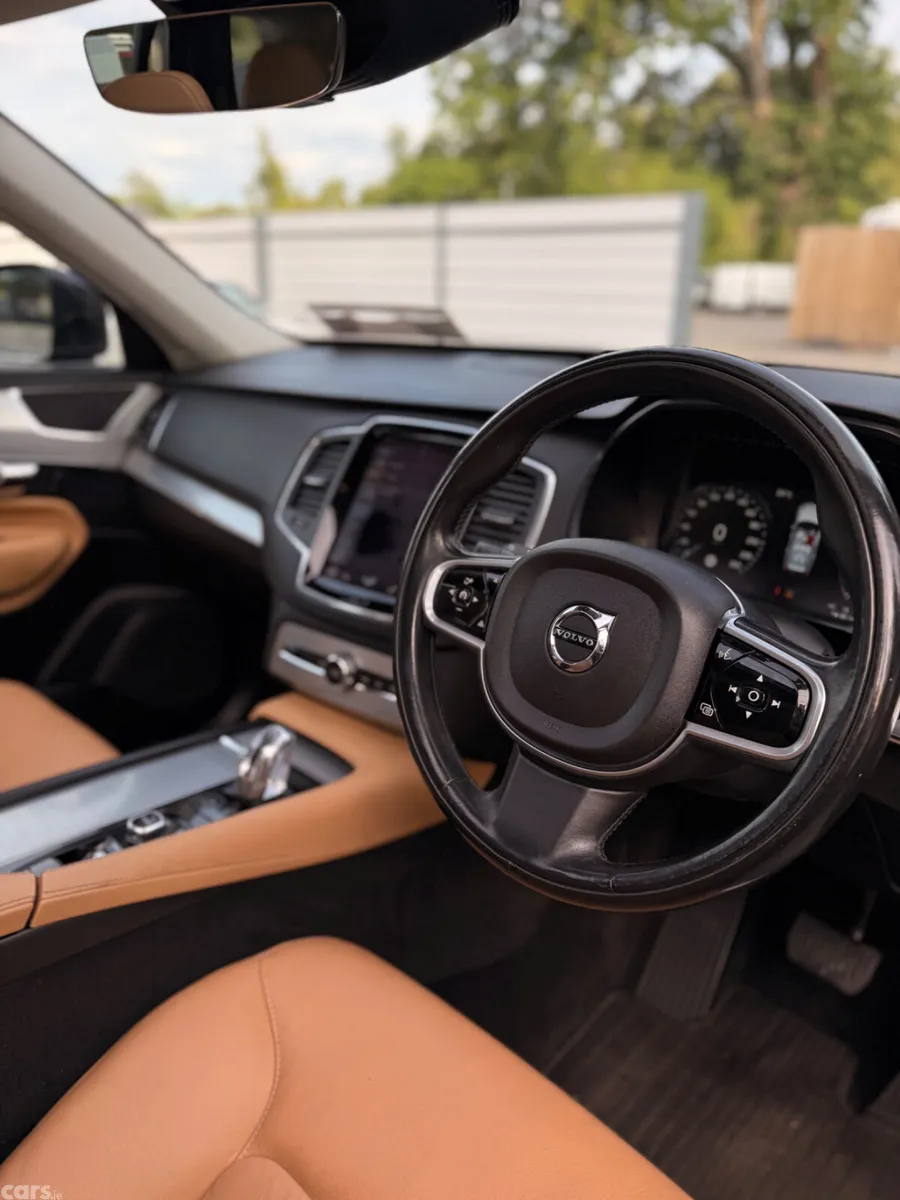 Volvo XC90 SUV, Petrol Plug-in Hybrid, 2016, Black