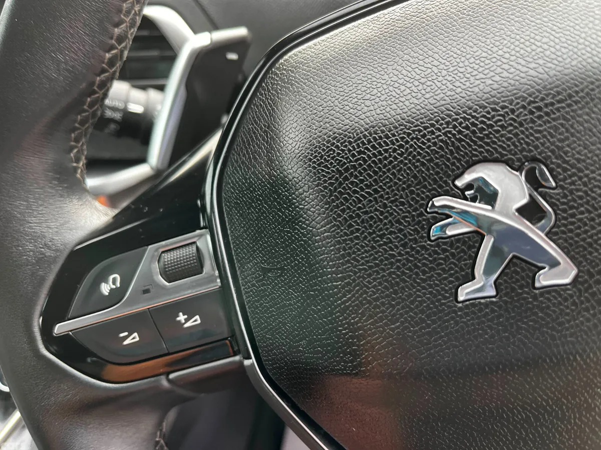 Peugeot 5008 SUV, Diesel, 2024, Black