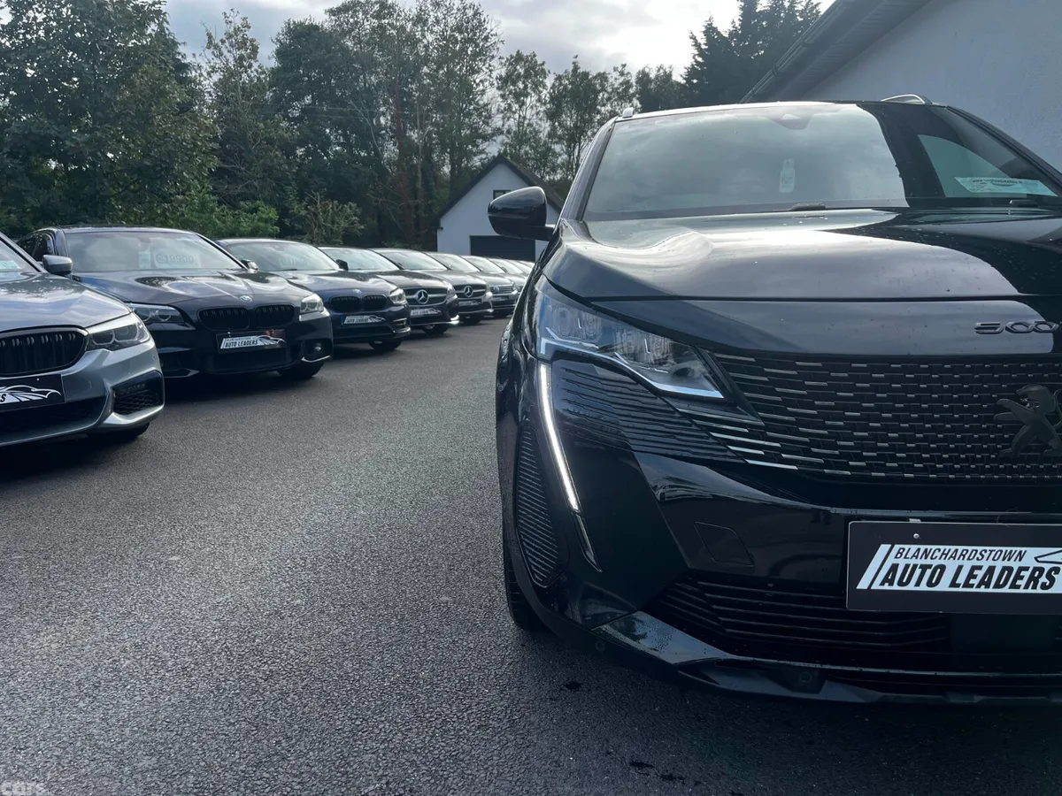 Peugeot 5008 SUV, Diesel, 2024, Black