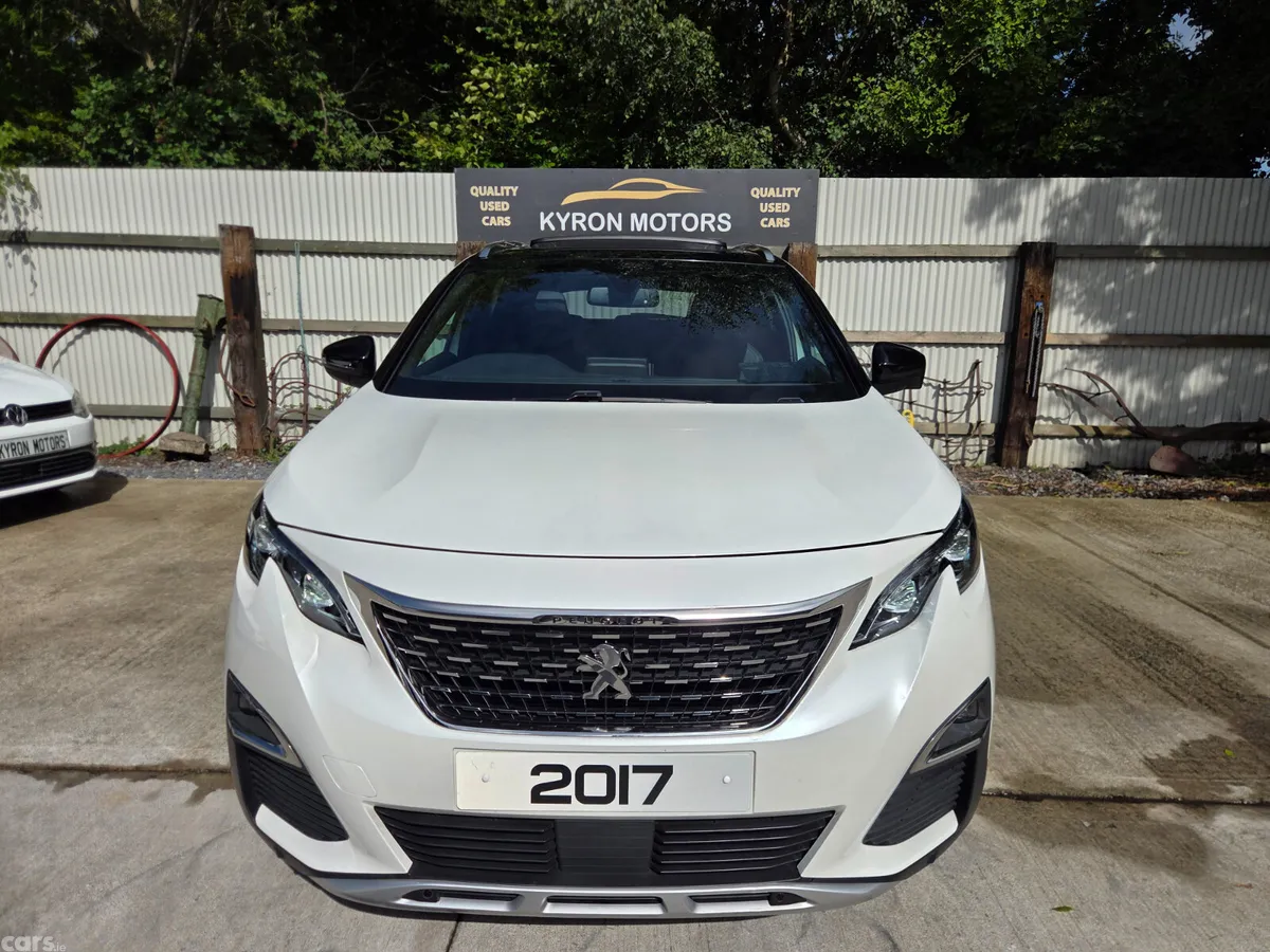 Peugeot 3008 SUV, Petrol, 2017, White
