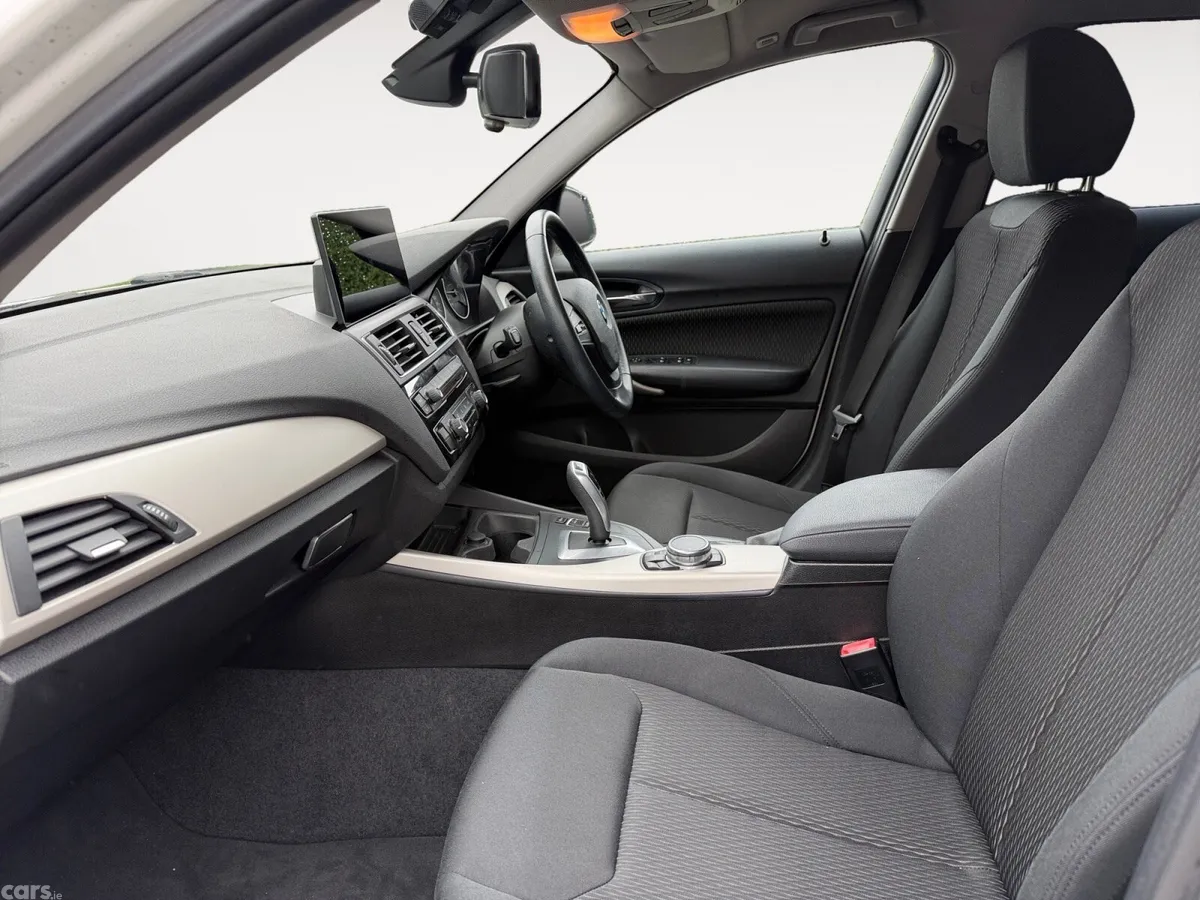 BMW 1-Series Hatchback, Petrol, 2015, White