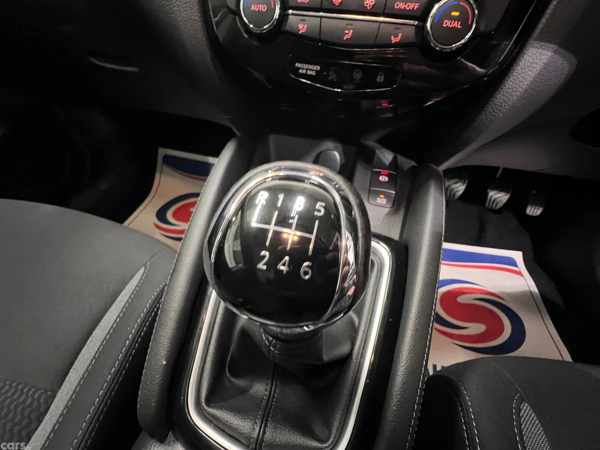 Nissan Qashqai MPV, Diesel, 2021, Grey