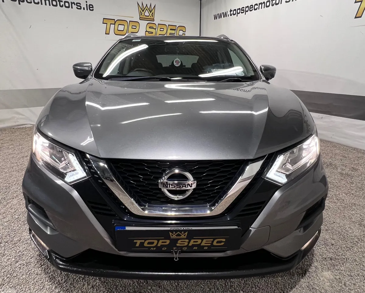 Nissan Qashqai MPV, Diesel, 2021, Grey