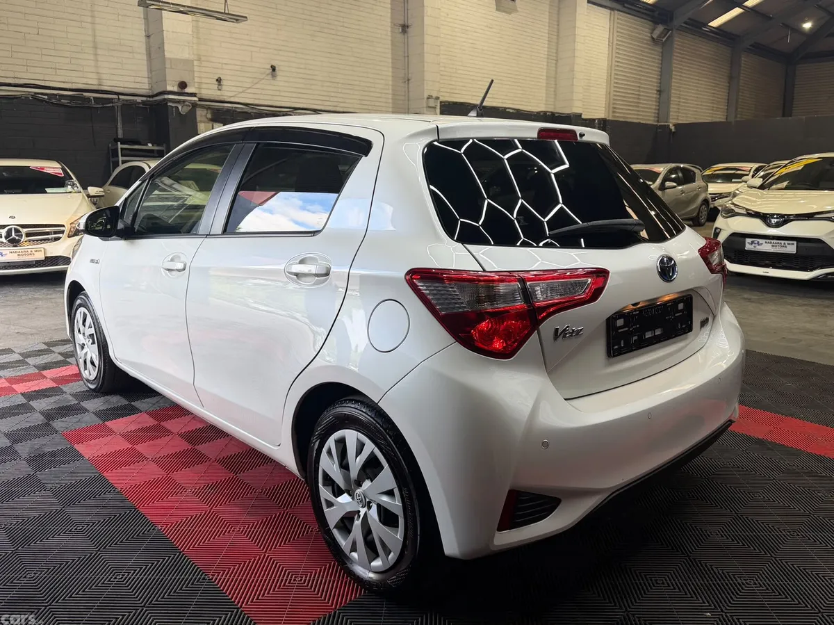 Toyota Vitz Hatchback, Petrol Hybrid, 2018, White
